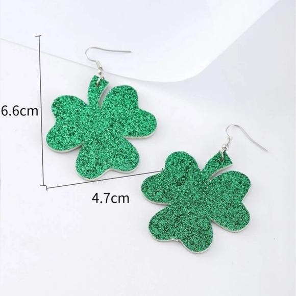 5 /$25 SHAMROCK GREEN 4 CLOVER DANGLE EARINGS ST PATRICKS DAY Earrings Shamrock - Picture 3 of 6